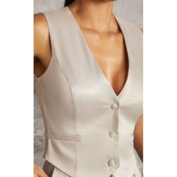 Tops - Chic Satin Deep V-Neck Sexy Stretchy Vest